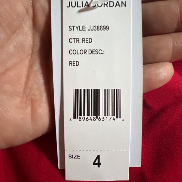 Red one shoulder Julia Jordan Dress - Picture 2 of 2